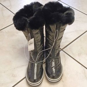 Justice Kid's PU Boots Black Size 4Y NWT